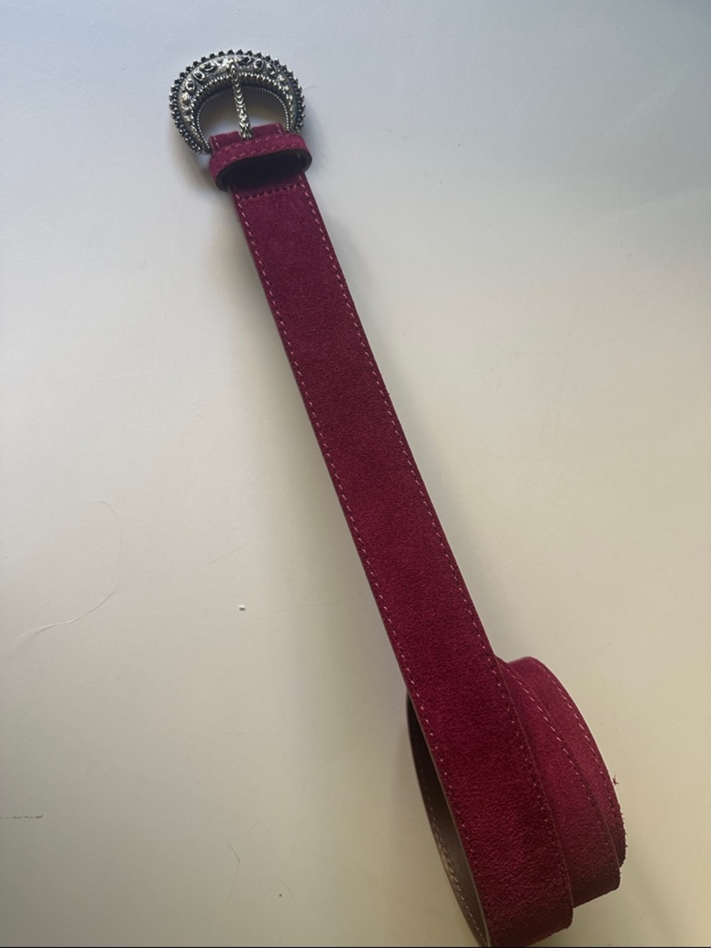 Sezane fine louve belt in cassis
